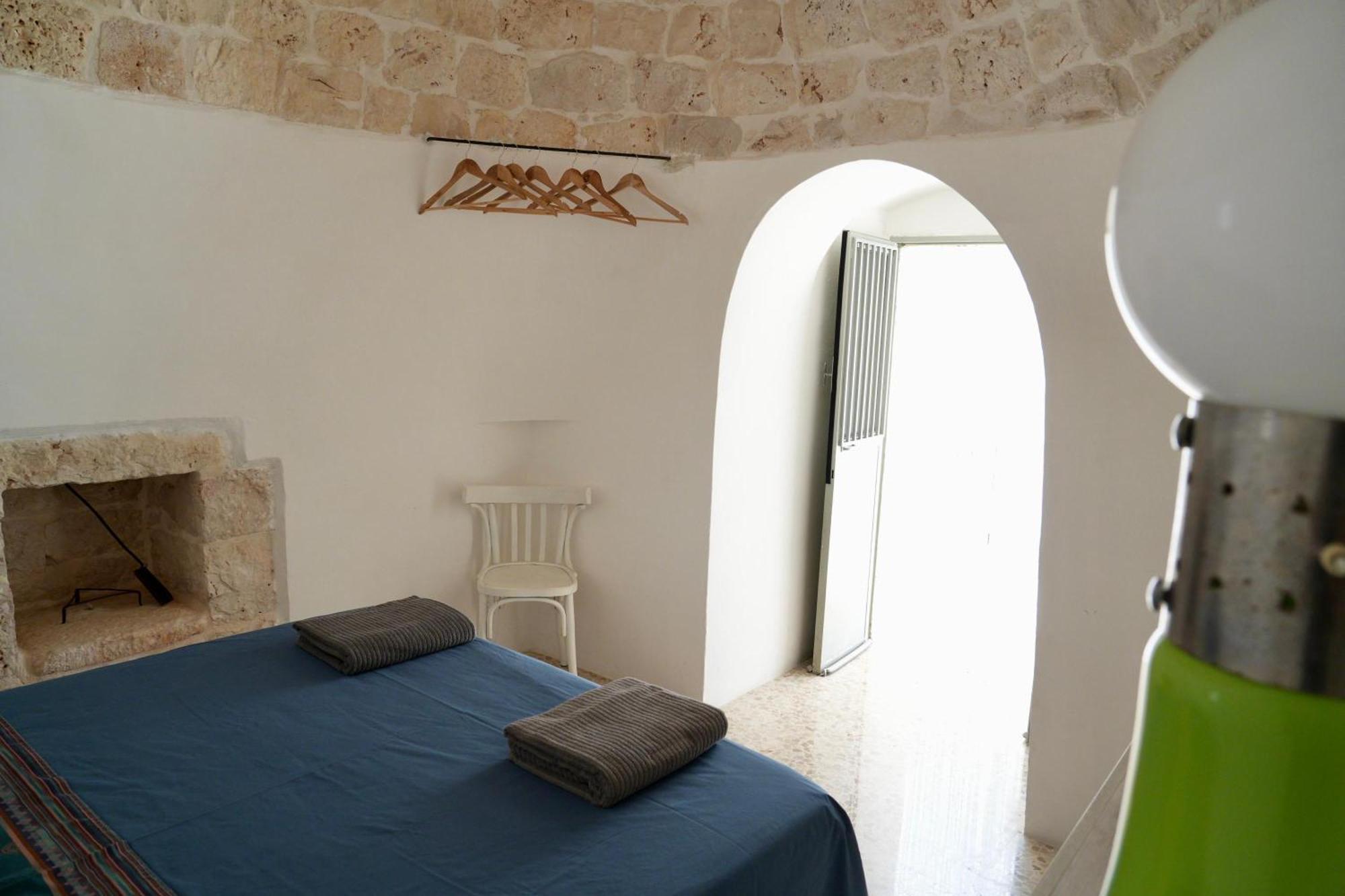 Trullo Canopo Чельє-Мессапіка Екстер'єр фото