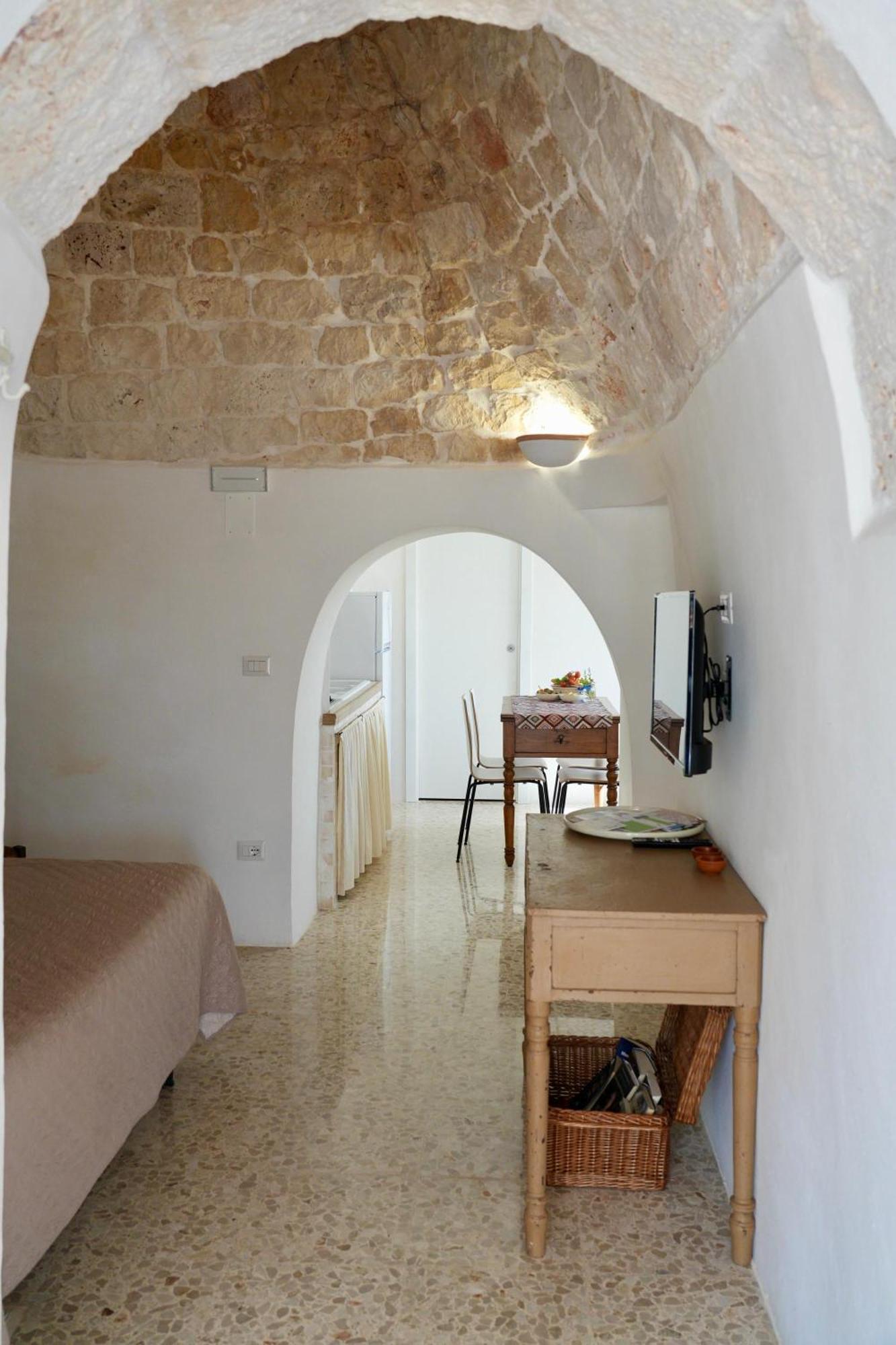Trullo Canopo Чельє-Мессапіка Екстер'єр фото