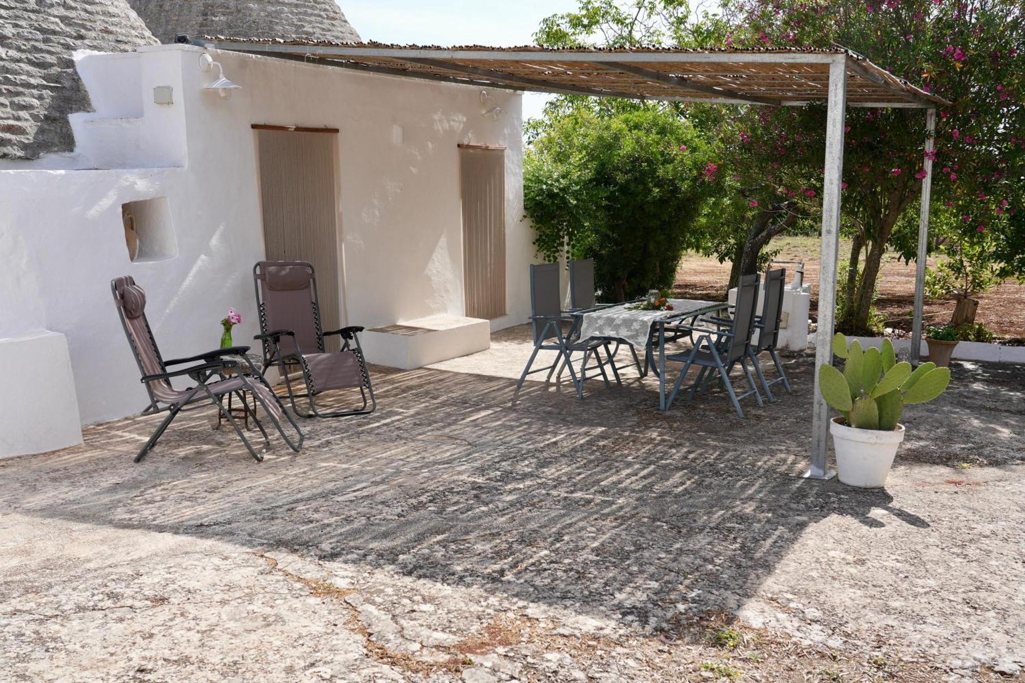 Trullo Canopo Чельє-Мессапіка Екстер'єр фото